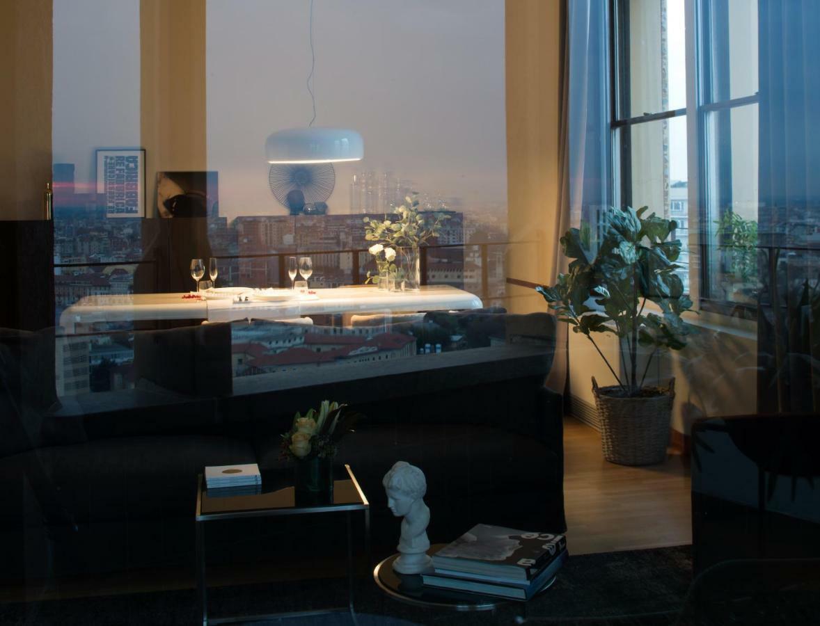 Domux Home Torre Velasca Milan Extérieur photo